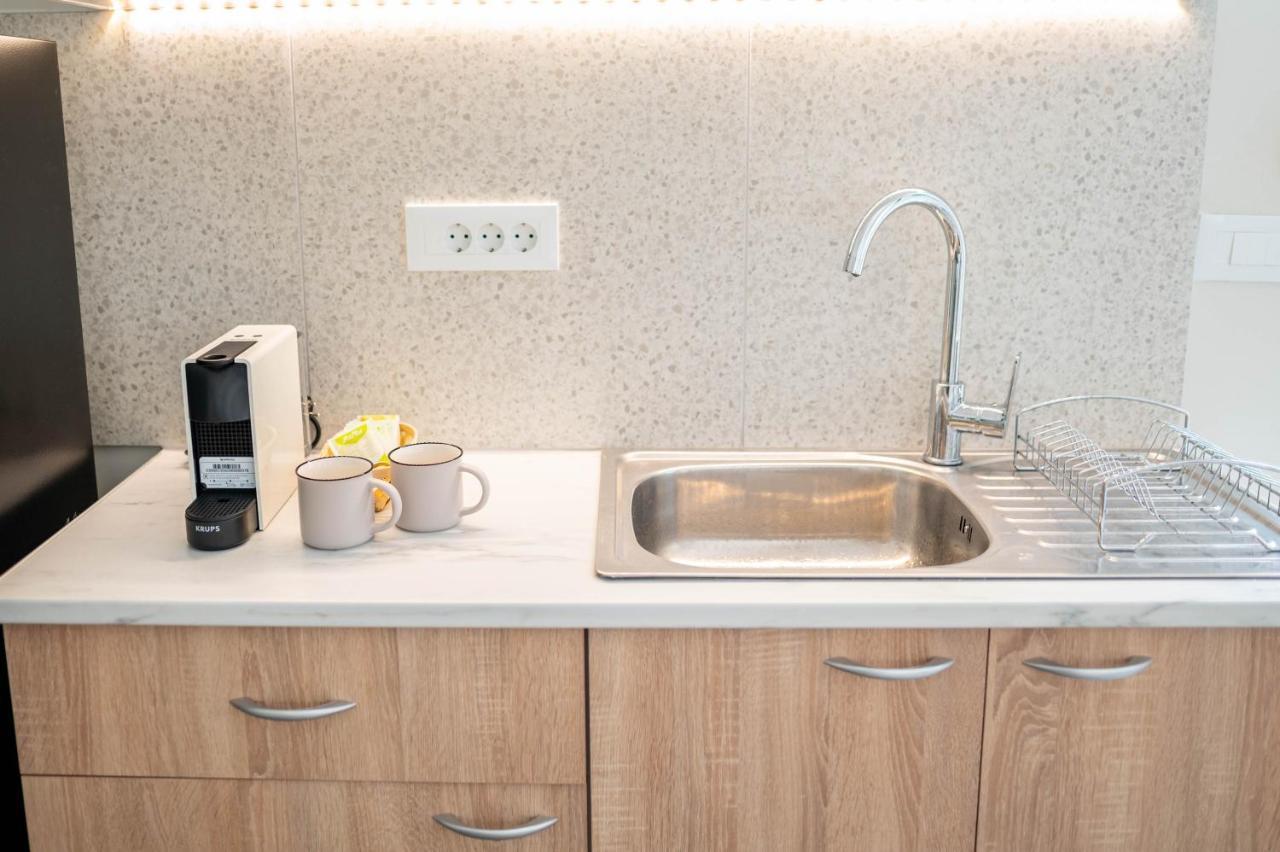 Kosnian City Suites B Ngoại thất bức ảnh