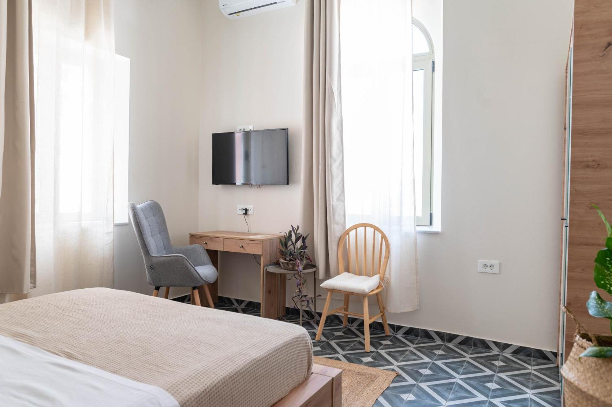 Kosnian City Suites B Ngoại thất bức ảnh